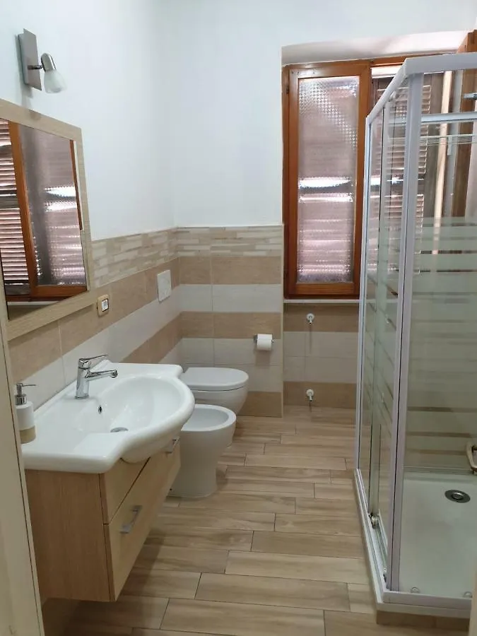Guest House Tra Rocce E Mare Ла-Маддалена Отель типа 